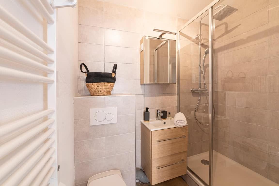Coquelin - Joli Appartement Renove レンヌ エクステリア 写真