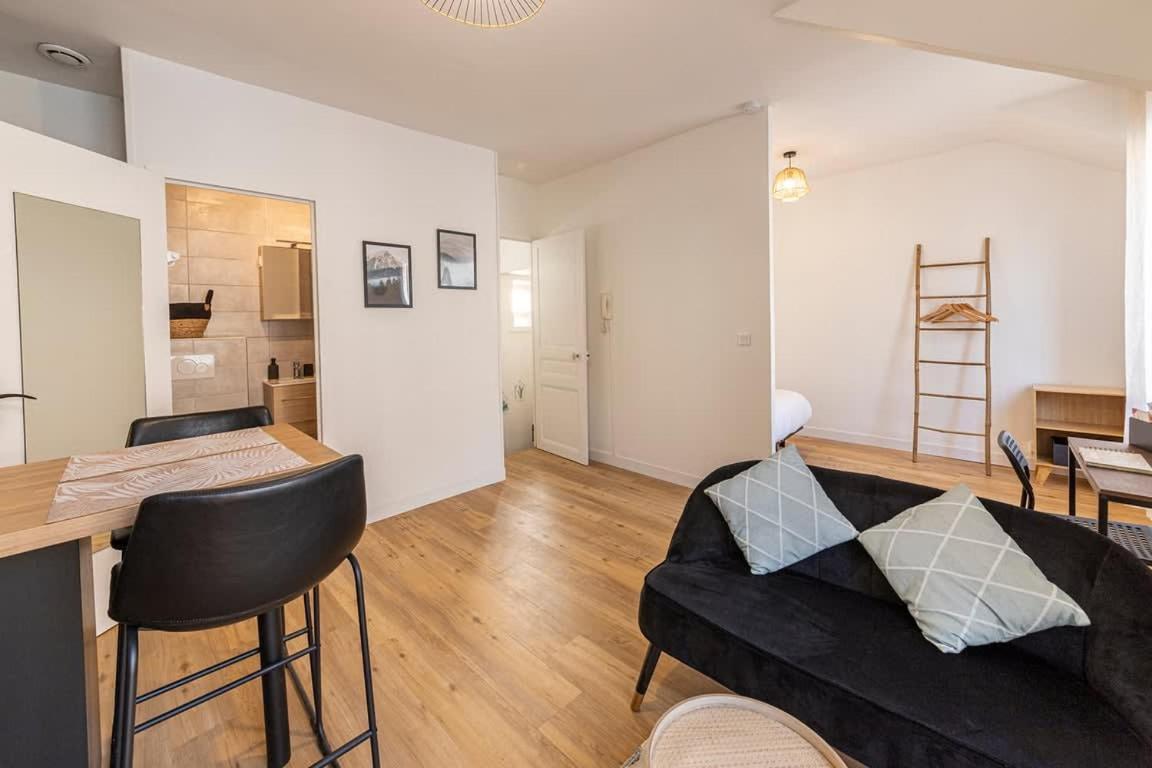 Coquelin - Joli Appartement Renove レンヌ エクステリア 写真